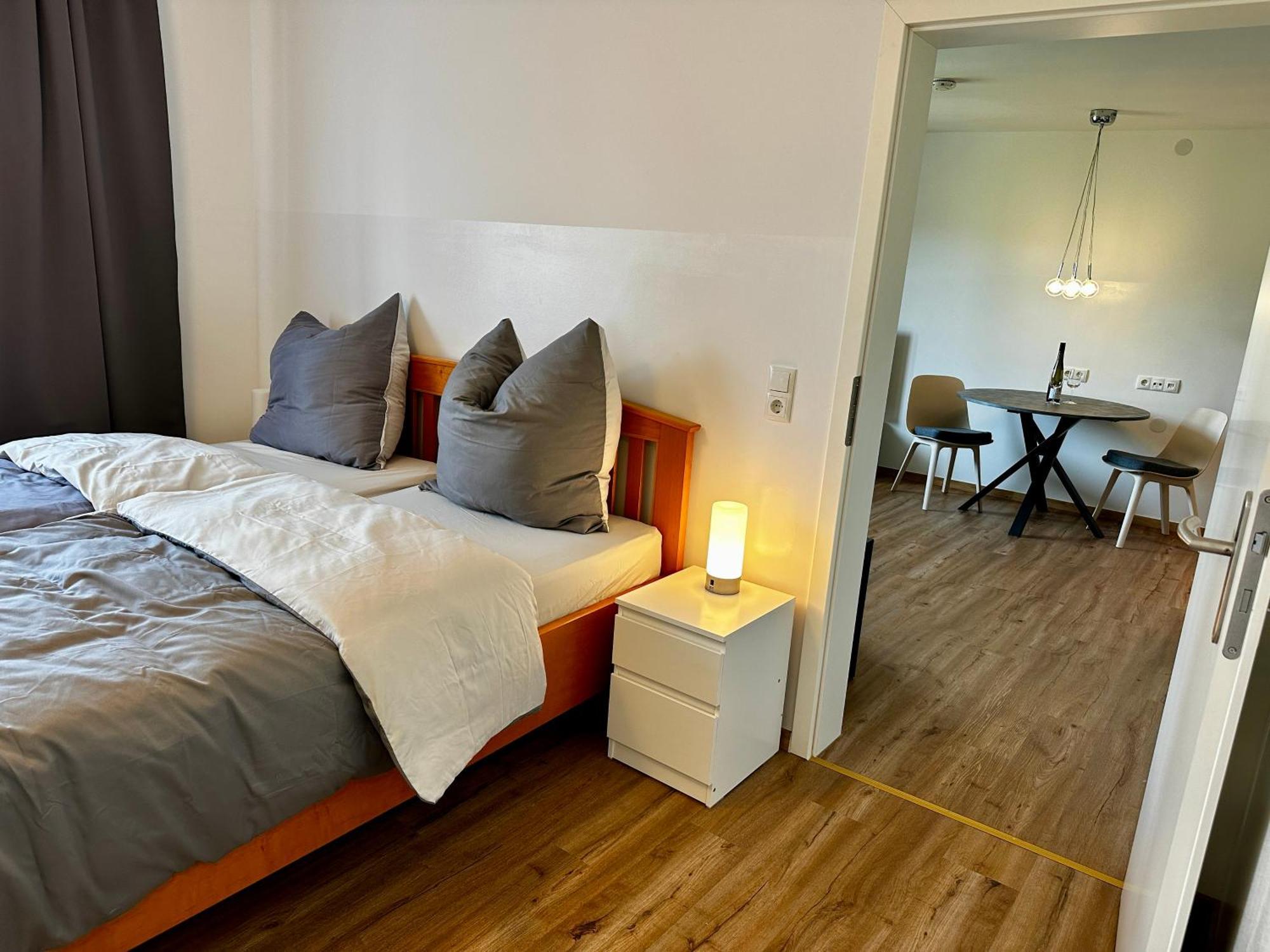 Speyerbach - Modernes Apartment Nahe Neustadter Innenstadt Neustadt an der Weinstrasse Bagian luar foto