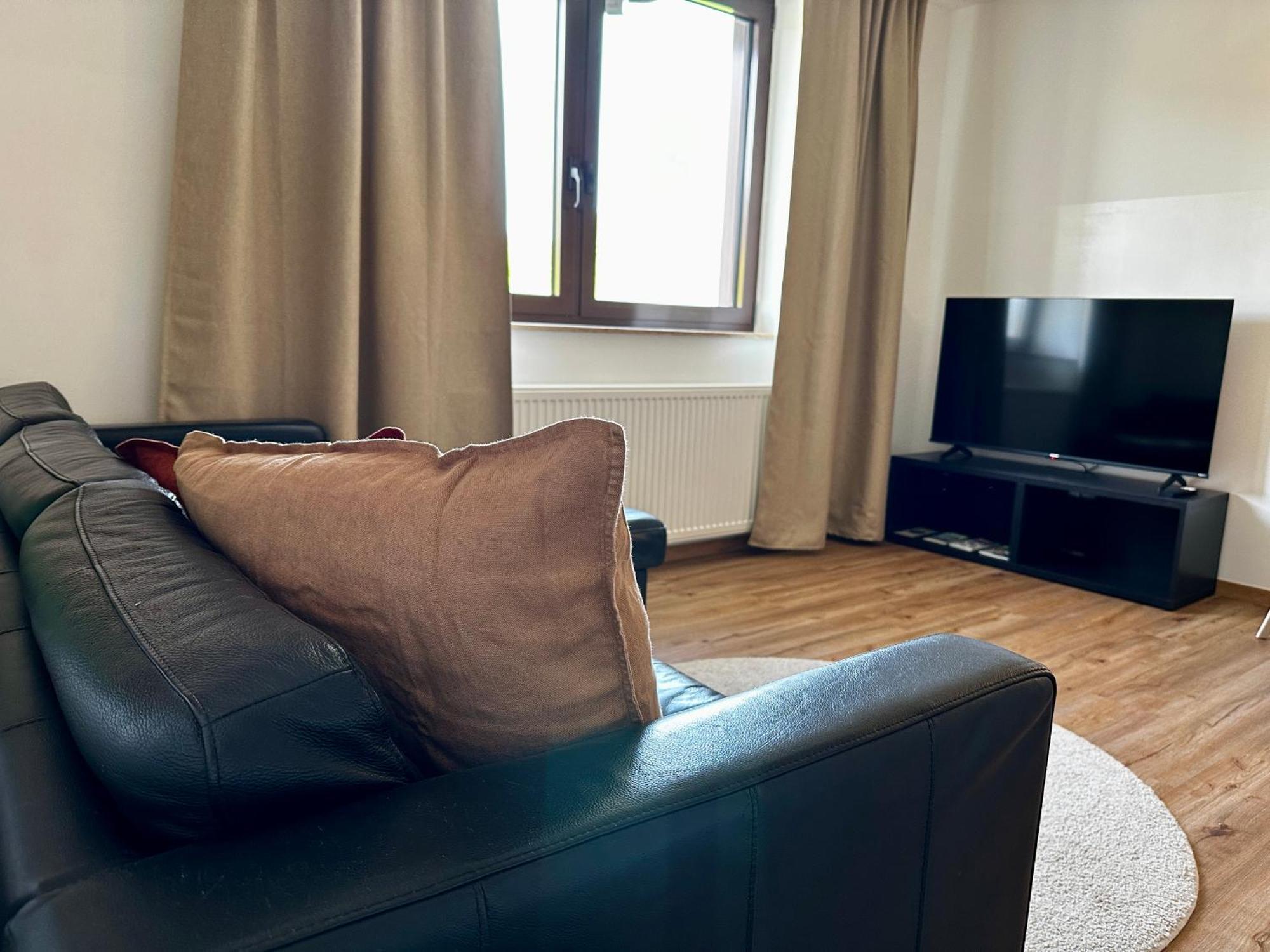 Speyerbach - Modernes Apartment Nahe Neustadter Innenstadt Neustadt an der Weinstrasse Bagian luar foto